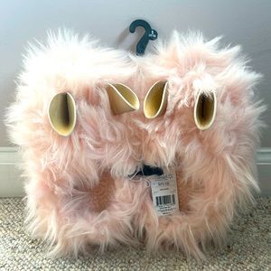 New with tags Toddler Girls Slippers Fuzzy Pink with Gold Ears Size Small 11/12
